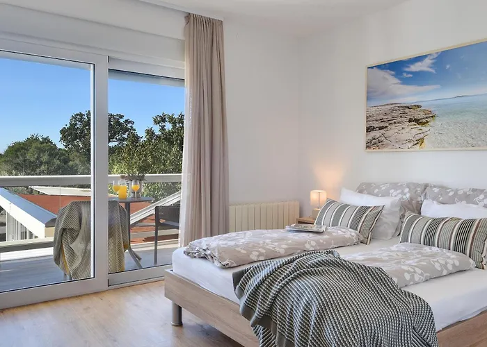 Klen For 15 People Near With Jacuzzi And Children Playgorund