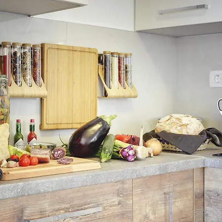 Klen For 15 People Near With Jacuzzi And Children Playgorund Villa *