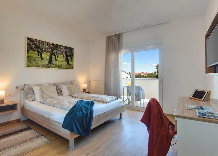 Villa Klen For 15 People Near With Jacuzzi And Children Playgorund *